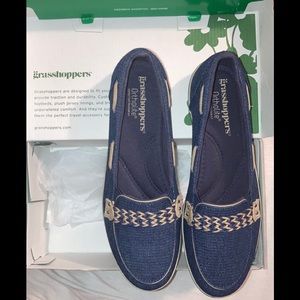 Women’s shoes size 8.5. Never used.